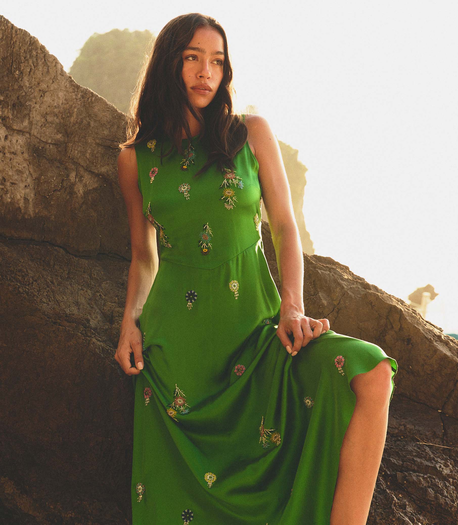 AMARI DRESS -- EMERALD - Image 6