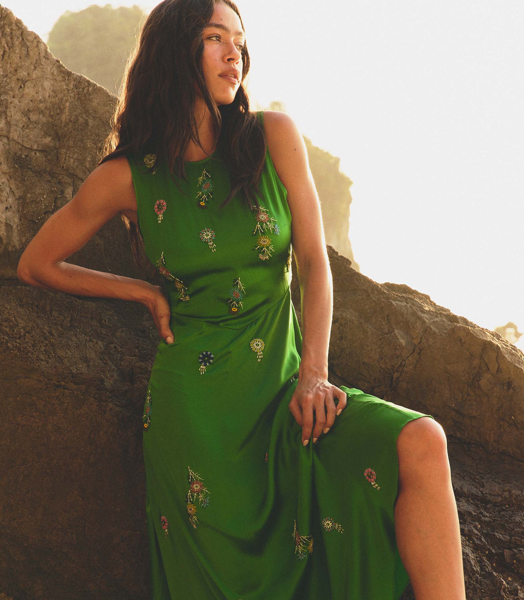 AMARI DRESS -- EMERALD - Image 7