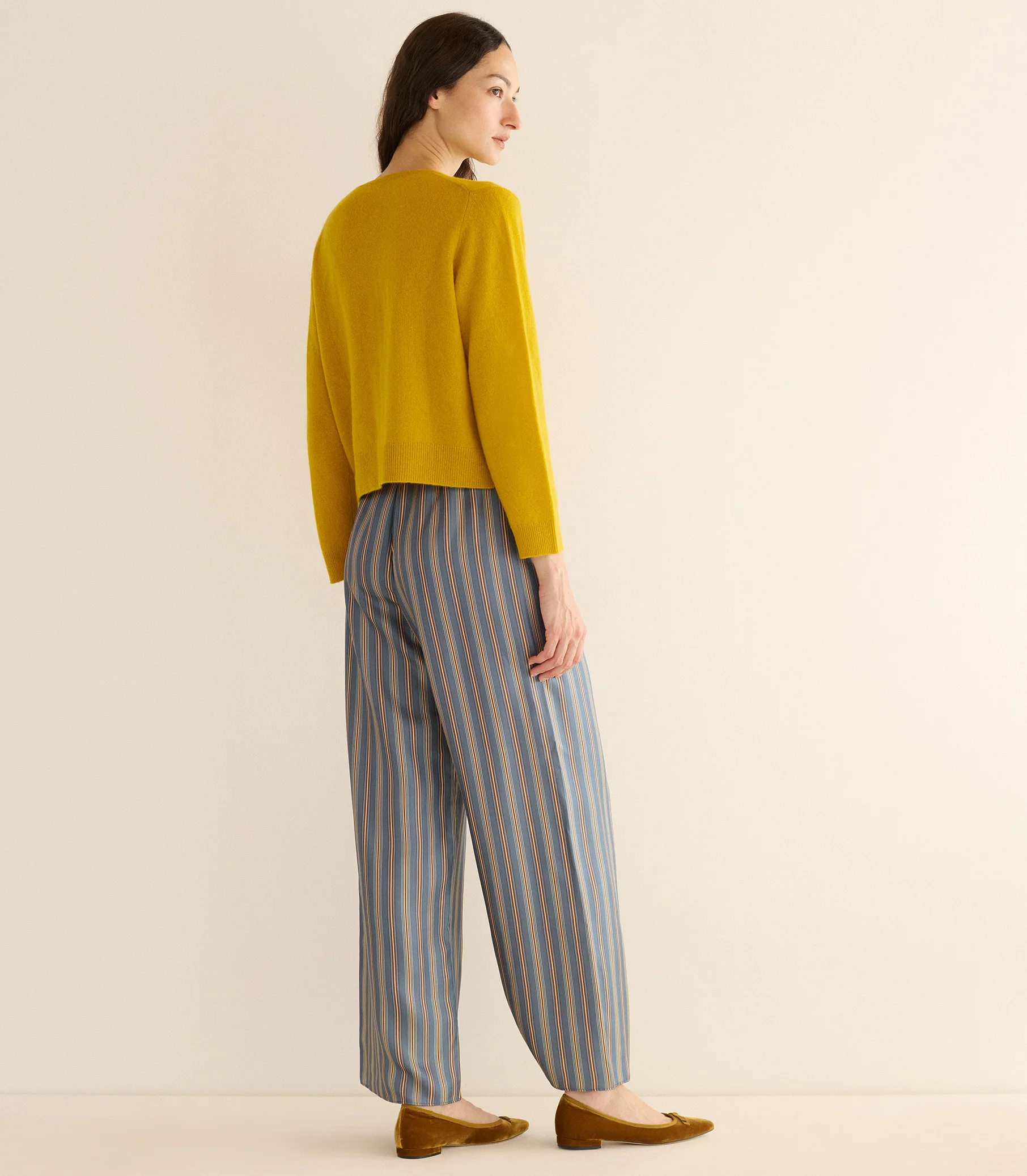 FREYA CASHMERE CARDIGAN -- CITRINE - Image 4