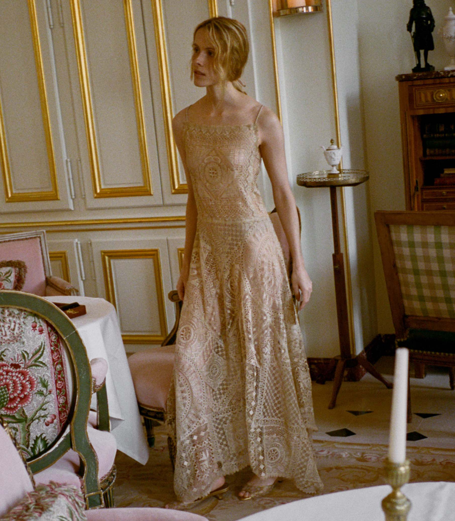 HANDKERCHIEF ANNIVERSARY DRESS -- PAILLE - Image 3