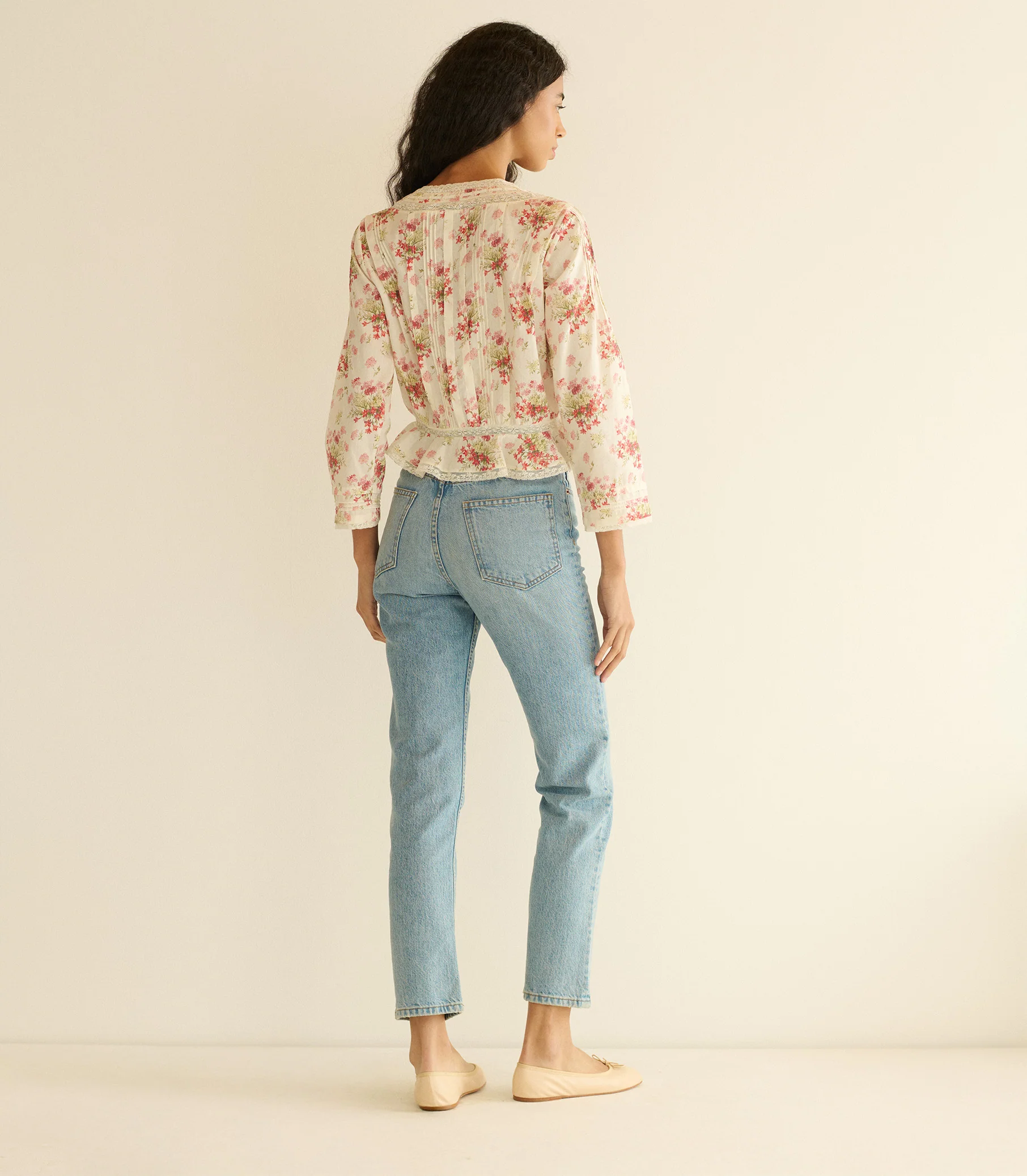 HILLOCK TOP -- IVORY LANTANA FLORAL - Image 4