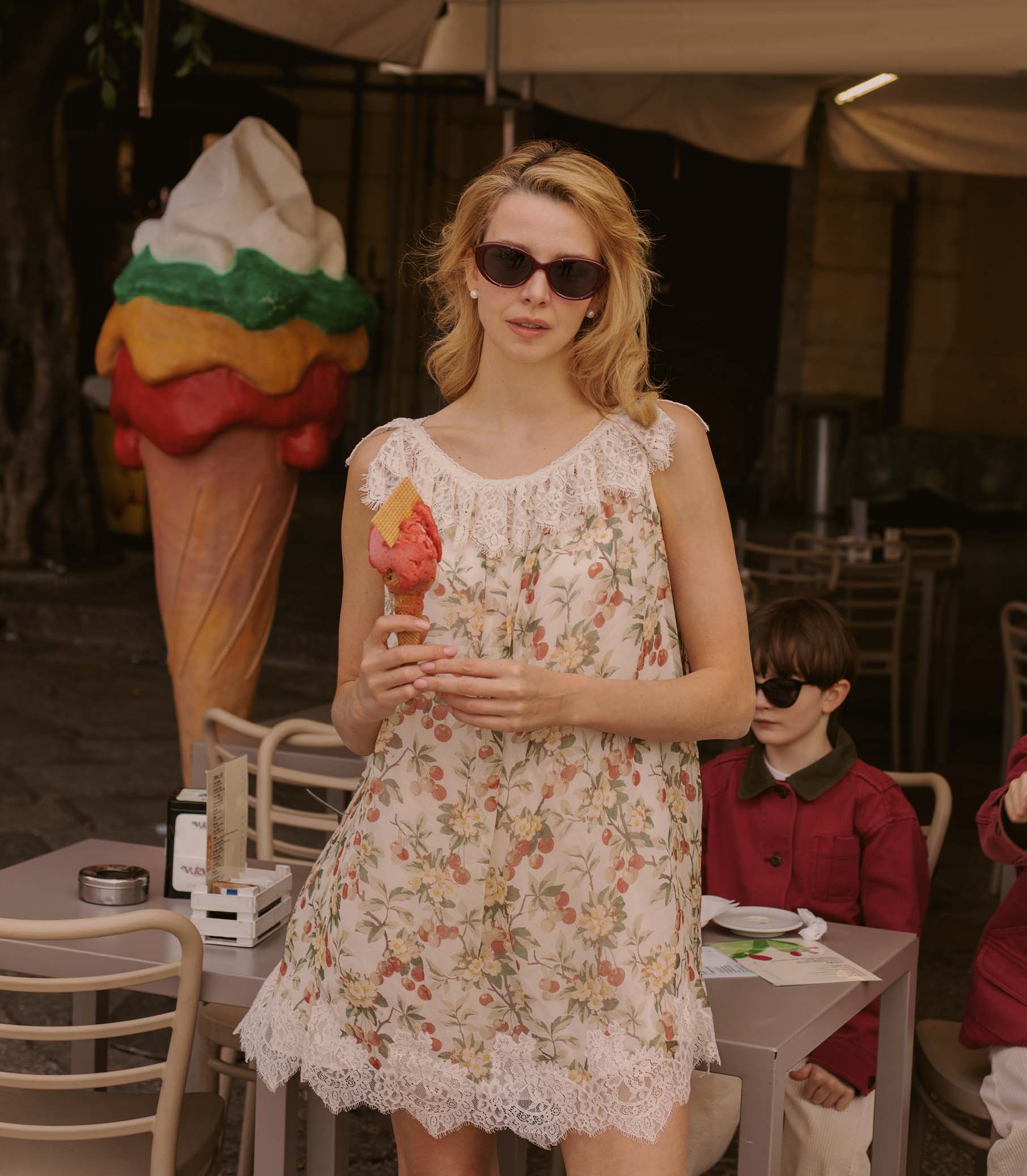 DÔEN BY GARRETT LEIGHT INGÉNUE SUNGLASSES -- LIPSTICK - Image 2