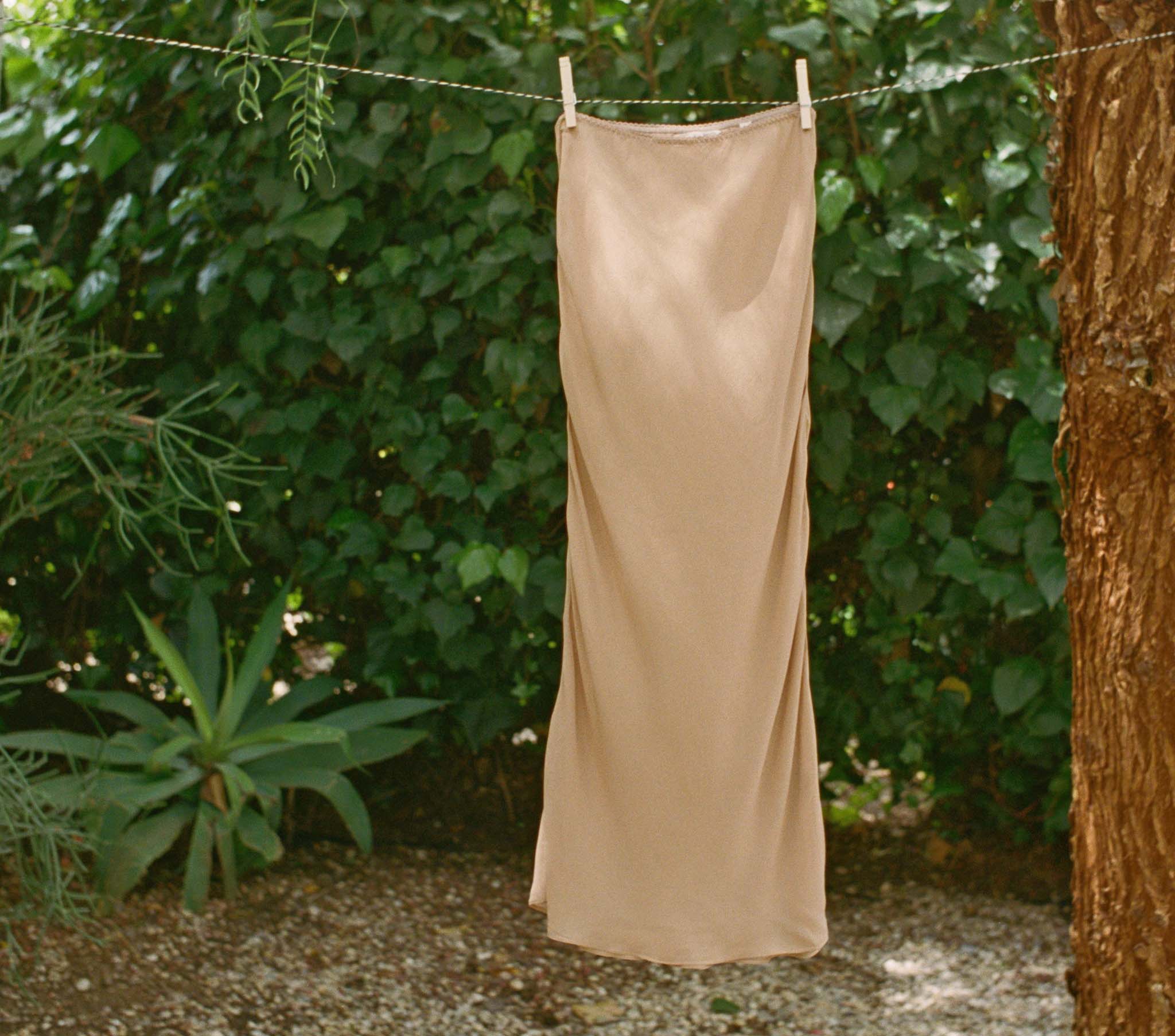 LONG SKIRT SLIP -- SAND DOLLAR - Image 9