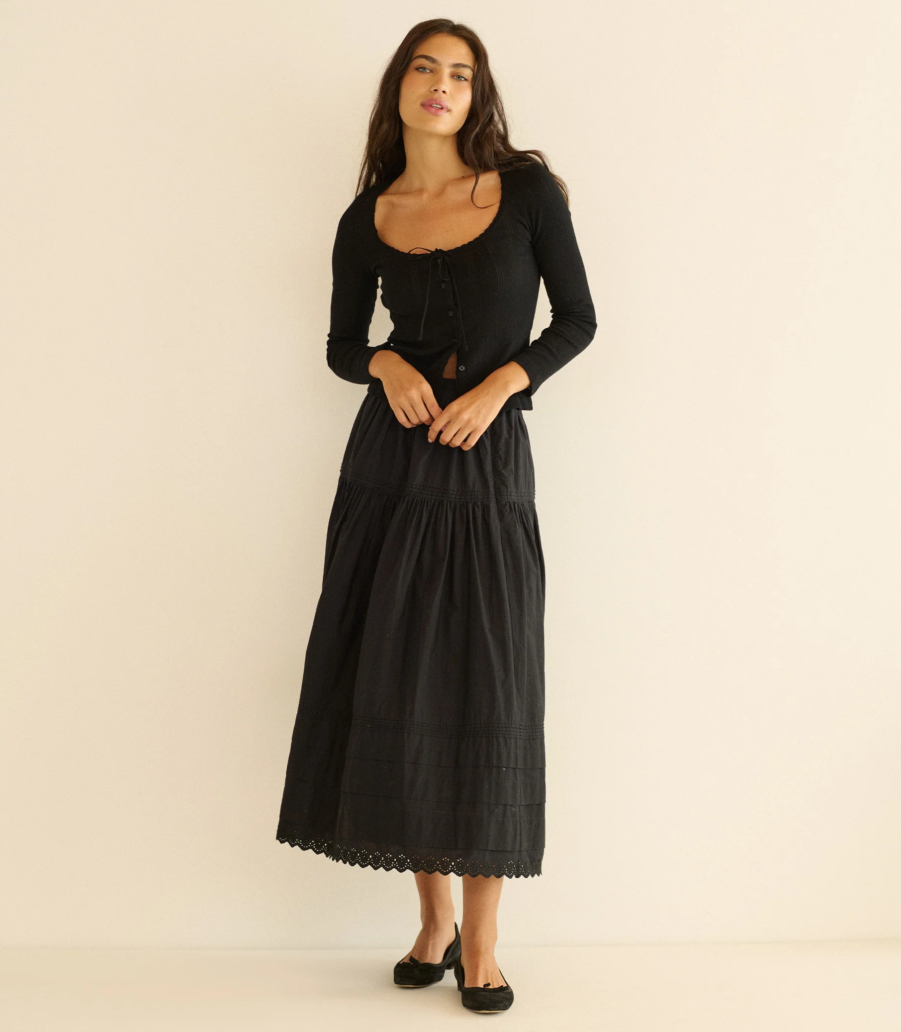 LORI TEE -- BLACK - Image 3