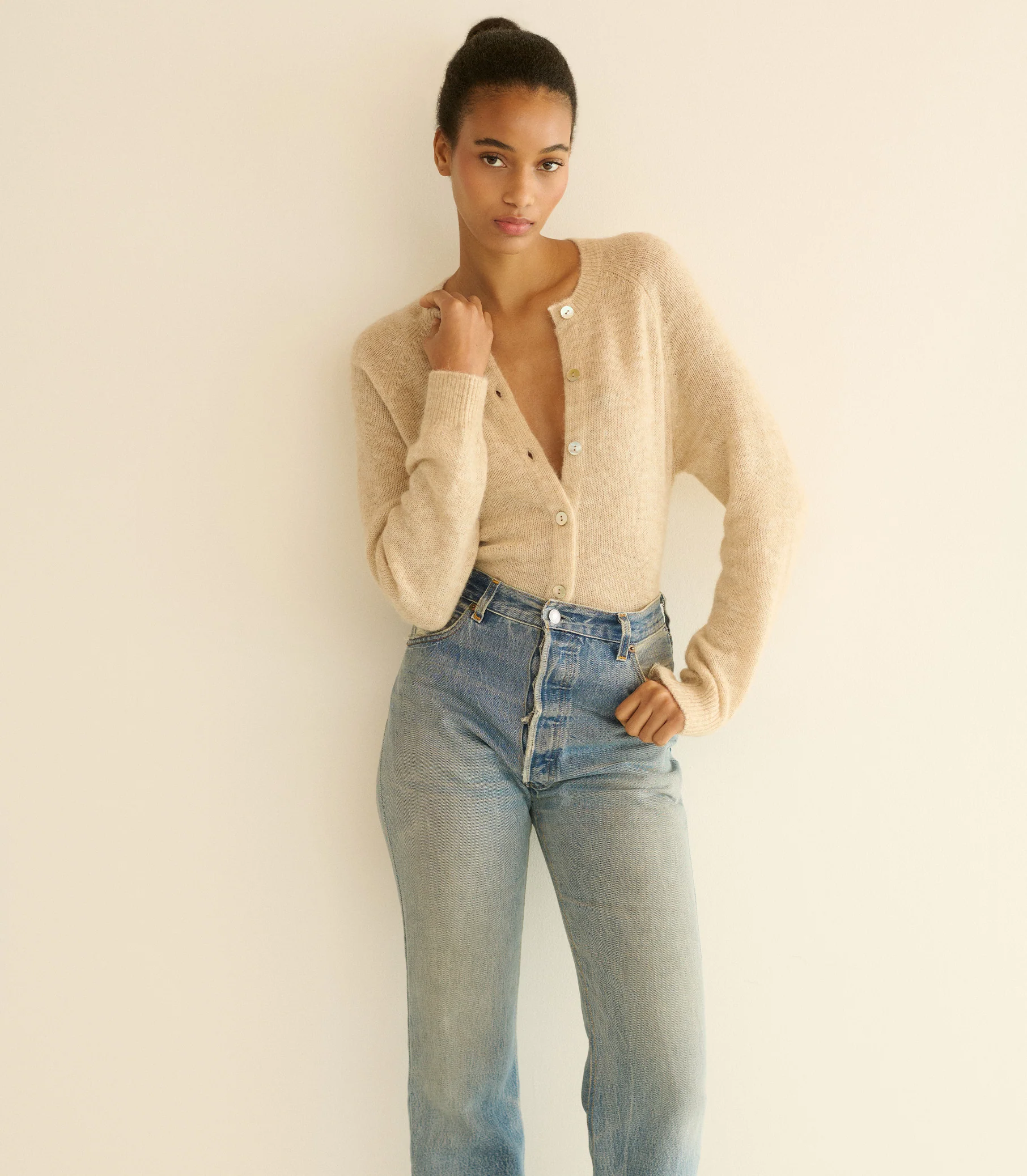 PETRA CARDIGAN -- HAZELNUT CREME - Image 5