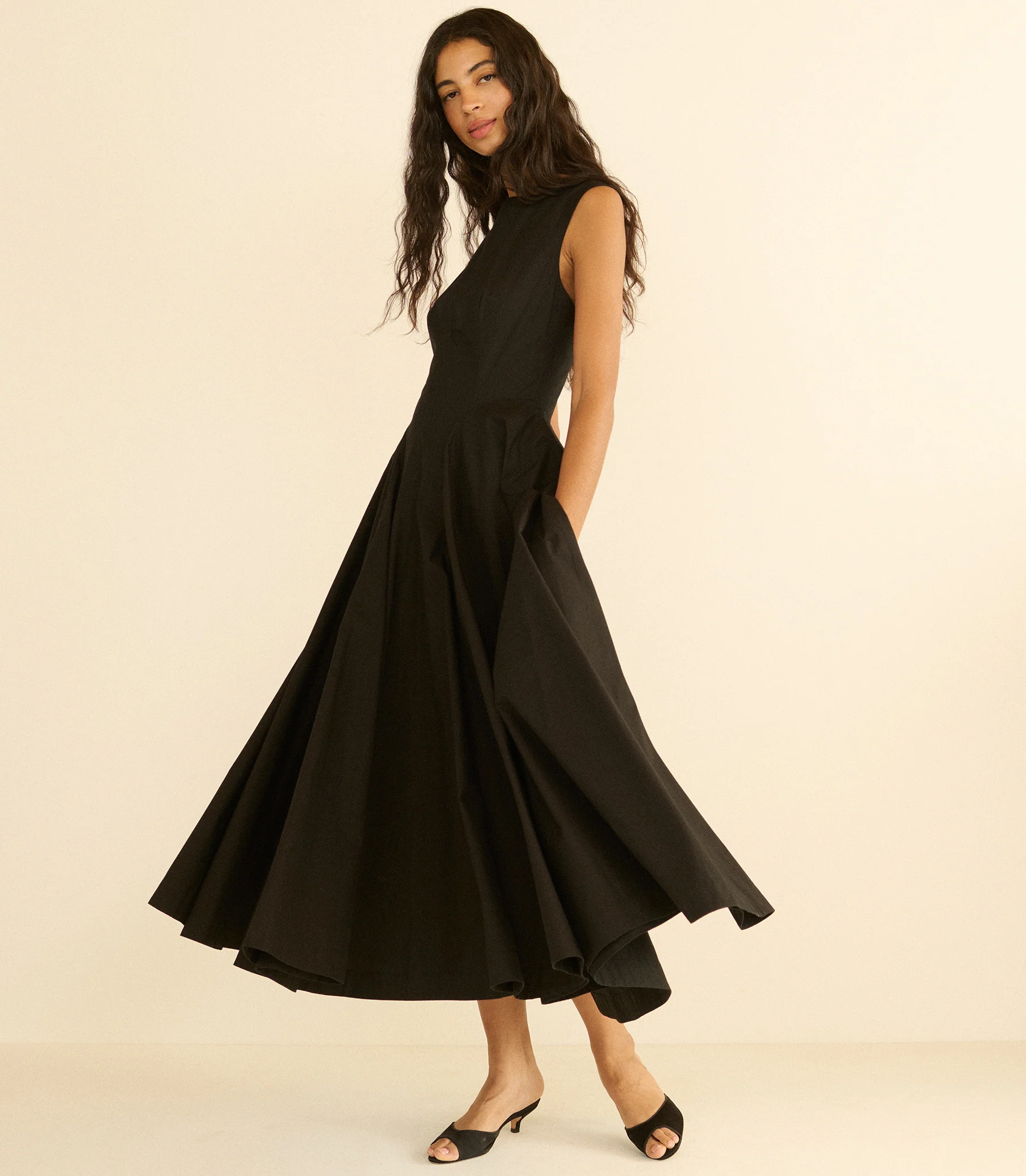 RIVIÈRE DRESS -- BLACK - Image 2