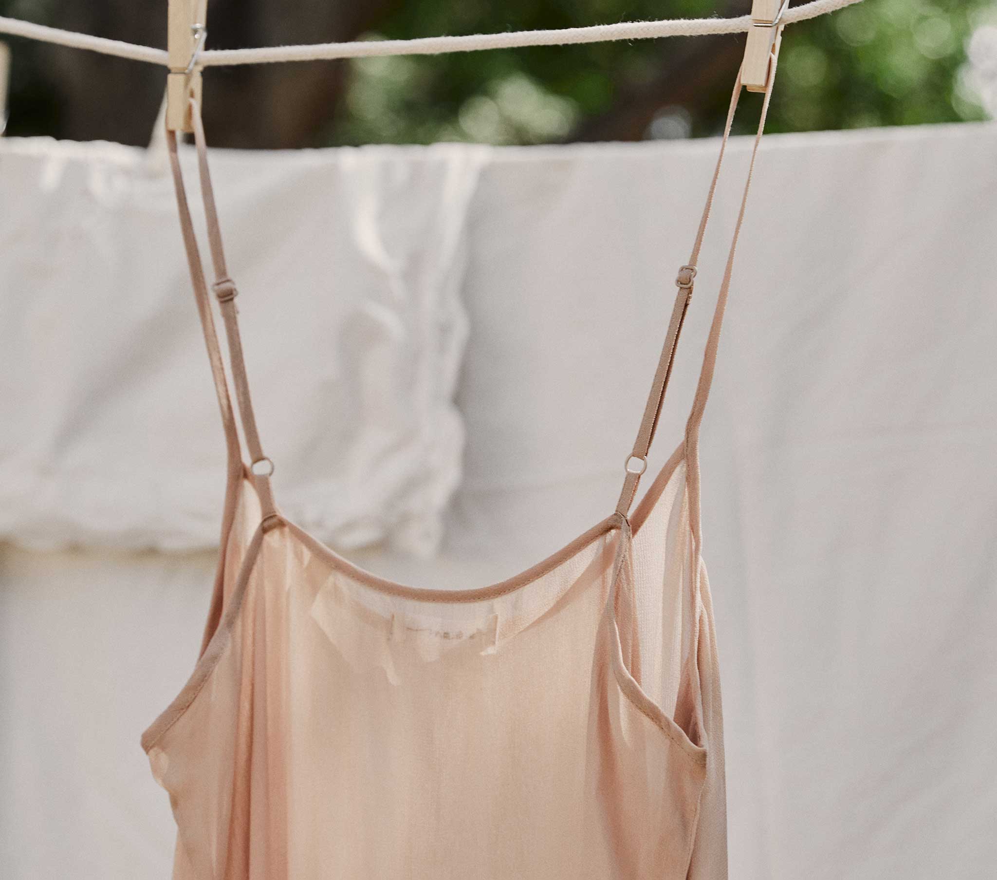 SHORT SCOOP NECK SLIP -- CONCH - Image 3